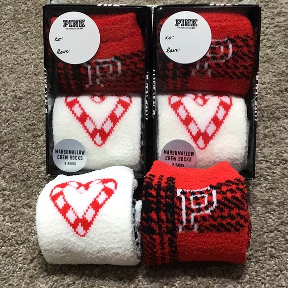 🆕PINK VS Christmas socks - Picture 3 of 3